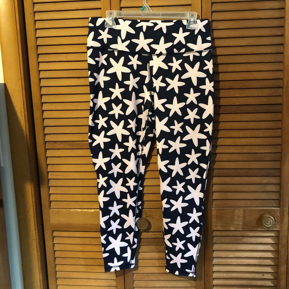 Crown and Ivy leggings